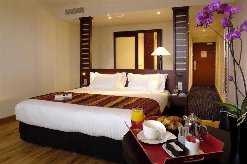 Le Mauritia Hotel Et Spa Pornic Quarto foto